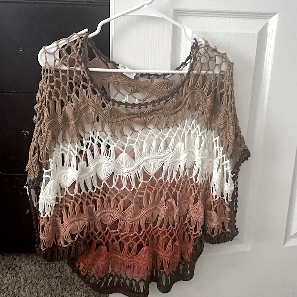 Multi colored women’s throw blouse (Medium)